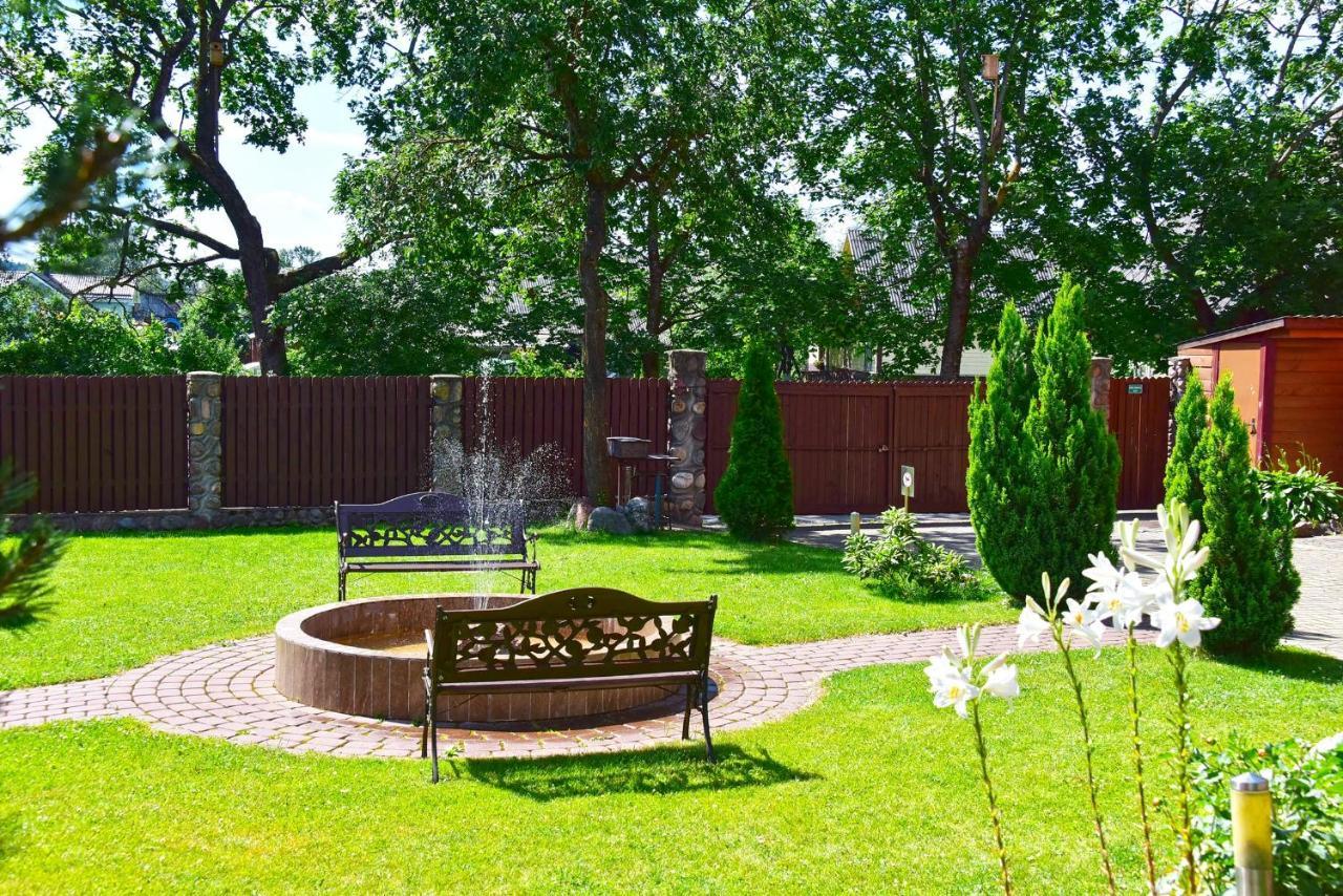 "Trakaitis" Nameliai Hotel Exterior photo