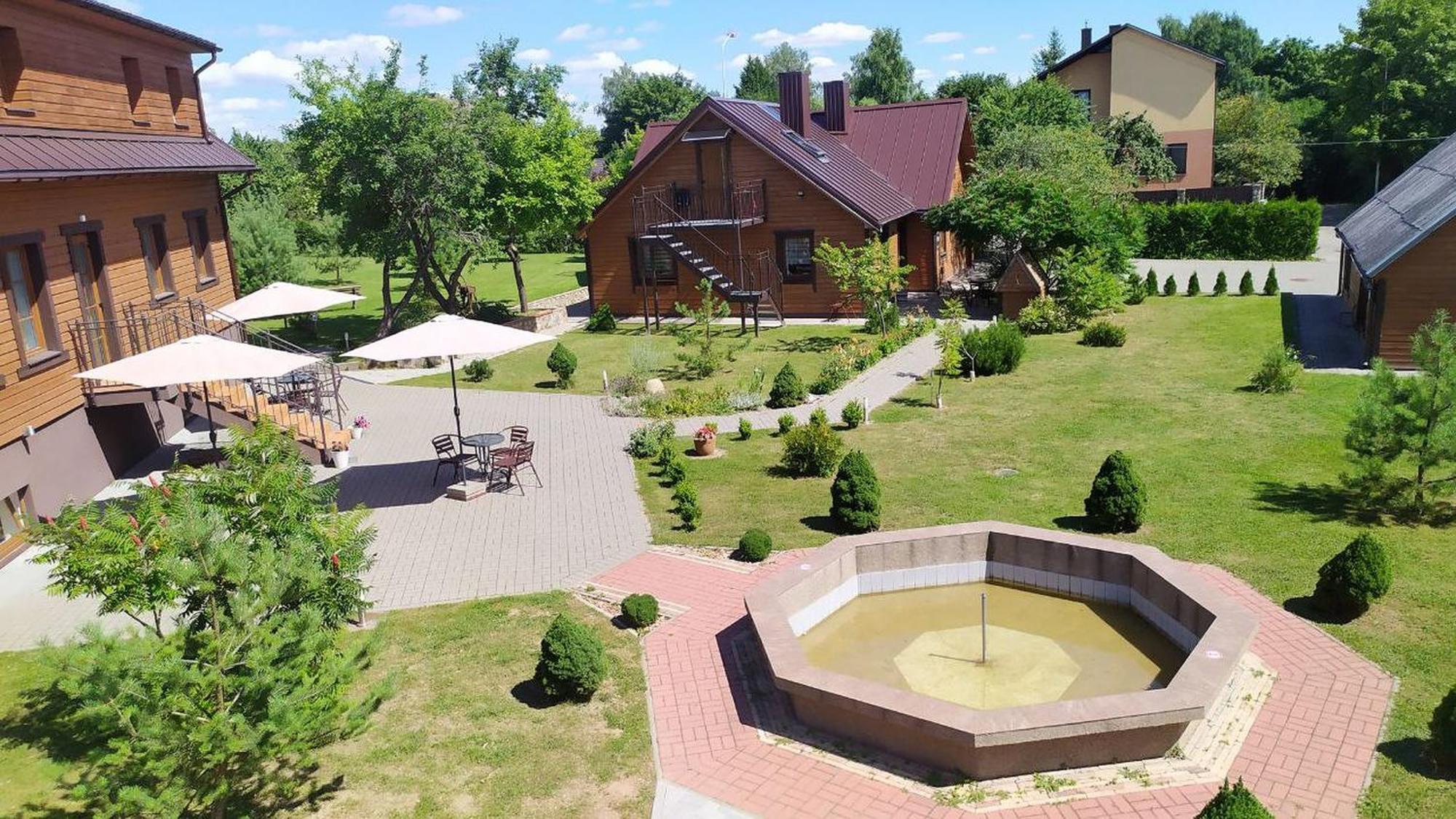 "Trakaitis" Nameliai Hotel Exterior photo